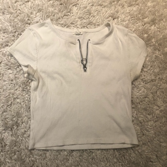 Going Out Top from Urban Outfitters - Picture 1 of 2